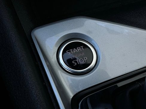 Used 2025 Nissan Altima 2.5 SV image 24