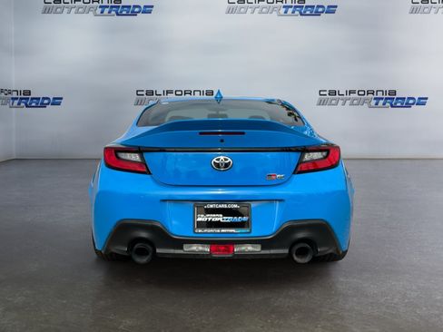 Used 2023 Toyota GR86 Premium RWD image 6