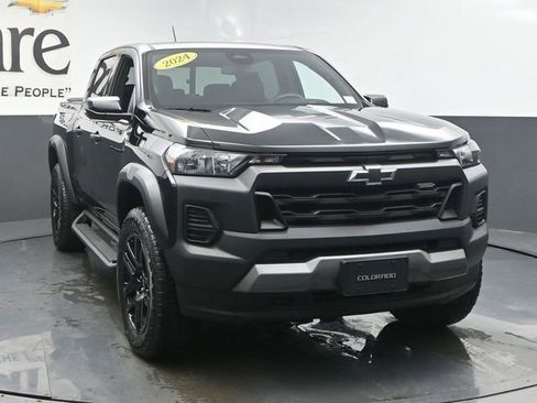 Used 2024 Chevrolet Colorado Trail Boss w/ Advanced Trailering Package image 50