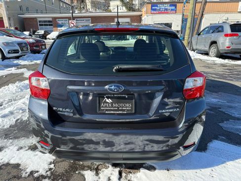Used 2012 Subaru Impreza 2.0i Premium image 8