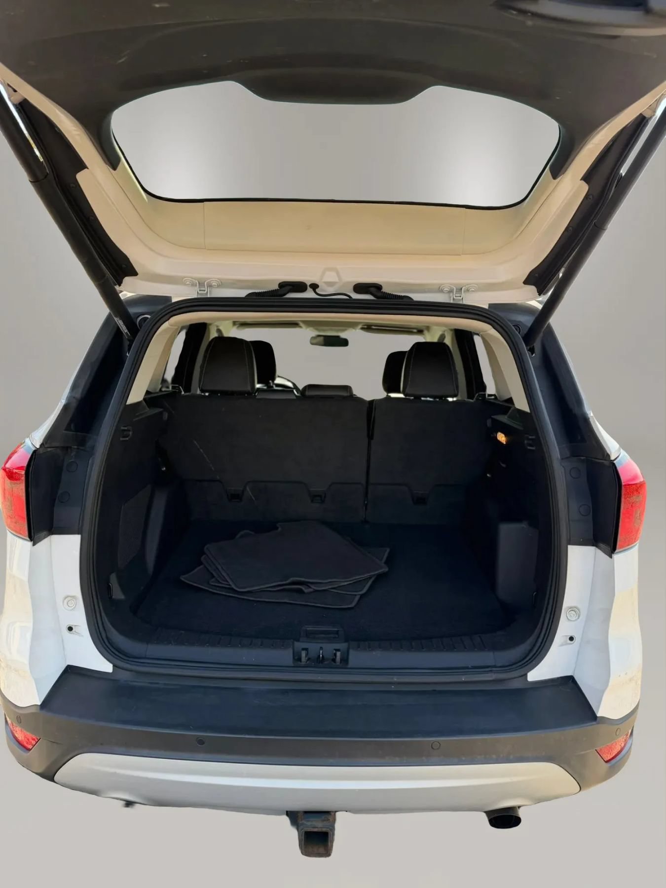 Used 2019 Ford Escape Titanium AWD/4WD image 7