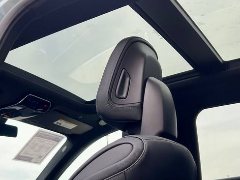 Certified 2024 Mercedes-Benz GLC 300 4MATIC image 23
