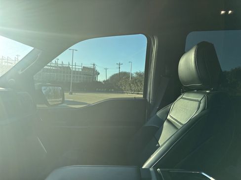 Used 2025 Ford F150 Raptor image 17