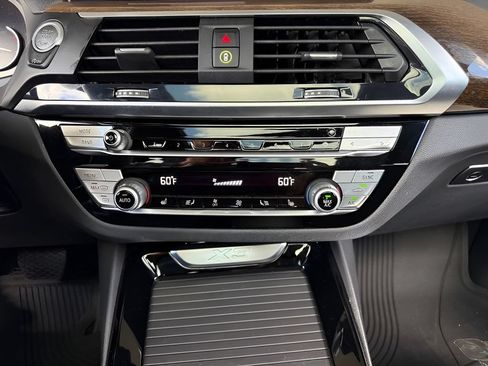 Used 2020 BMW X3 xDrive30i w/ Driving Assistance Package AWD/4WD image 17