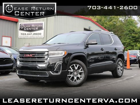 Used 2023 GMC Acadia SLT image 1