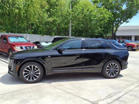 New 2026 Cadillac Lyriq Sport AWD/4WD image 2