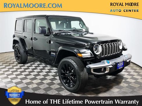 Used 2024 Jeep Wrangler Unlimited Sahara AWD/4WD image 1