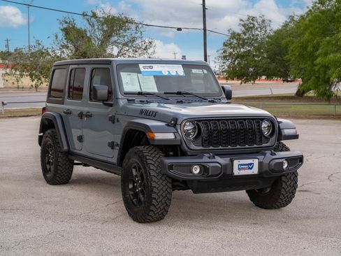 Used 2025 Jeep Wrangler Unlimited Sport AWD/4WD image 1