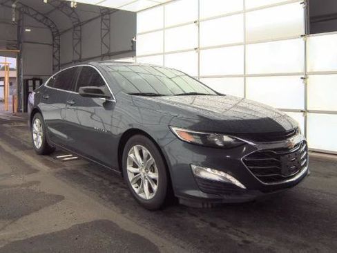 Used 2020 Chevrolet Malibu LT FWD image 4