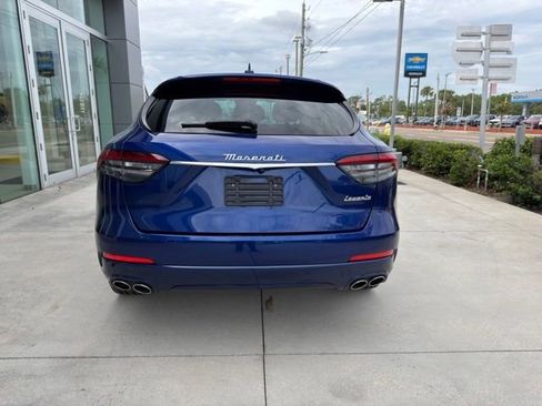 Used 2022 Maserati Levante GT AWD/4WD image 17