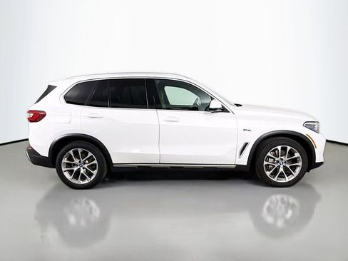 Used 2022 BMW X5 xDrive45e w/ Executive Package image 8