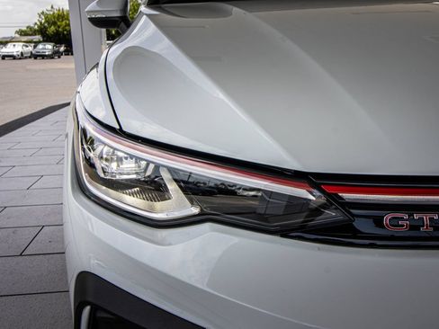 Used 2025 Volkswagen GTI SE FWD image 6