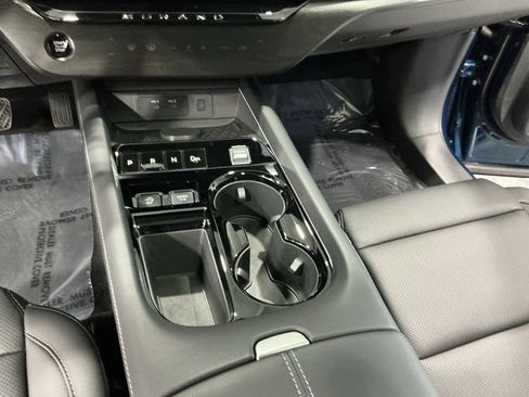 Used 2026 Nissan Murano SL w/ Comfort Package image 16