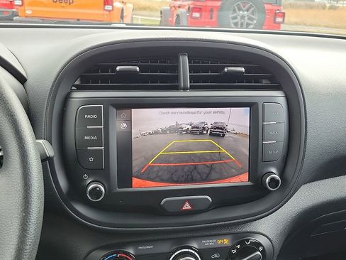 Used 2024 Kia Soul LX w/ Option Group 015 image 16
