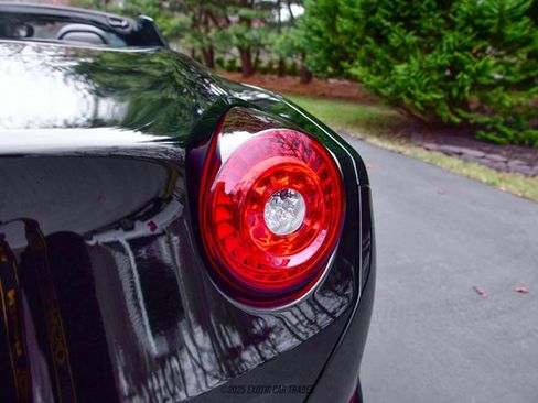 Used 2016 Ferrari California T image 65