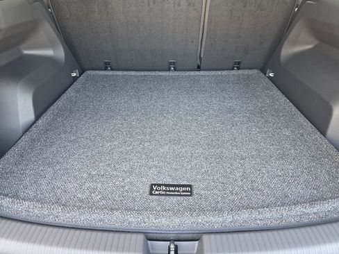 New 2026 Volkswagen Atlas Cross Sport SE image 22