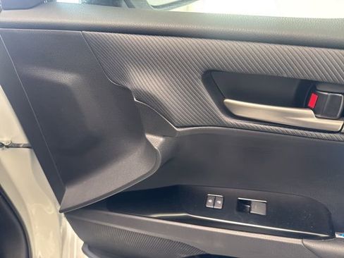 Used 2026 Toyota Camry SE w/ Convenience Package image 7