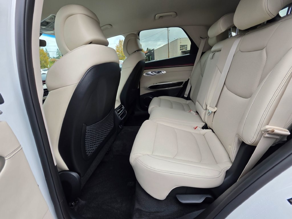 Used 2026 Genesis GV70 2.5T AWD/4WD image 19