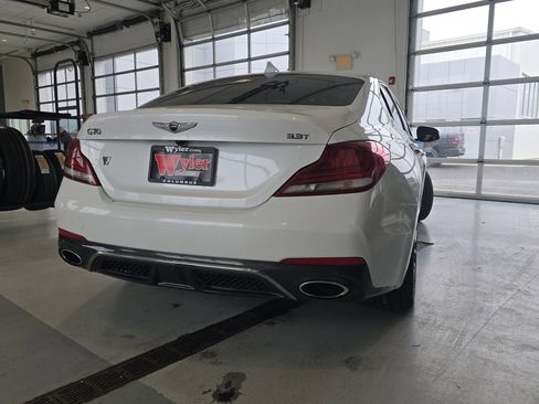 Used 2020 Genesis G70 3.3T image 16