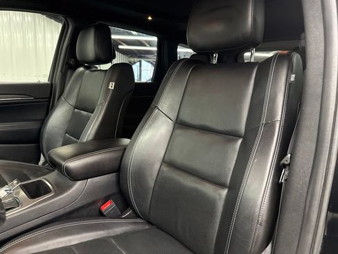 Used 2021 Jeep Grand Cherokee Limited w/ Quick Order Package 28K 80th RWD image 18