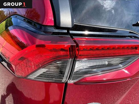 Used 2019 Toyota RAV4 Adventure w/ Cold Weather Package AWD/4WD image 28
