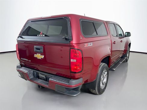 Used 2018 Chevrolet Colorado Z71 AWD/4WD image 13