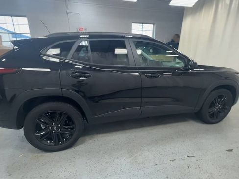 Certified 2024 Chevrolet Trax ACTIV w/ Driver Confidence Package FWD image 9