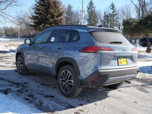 New 2026 Toyota Corolla Cross XLE image 3