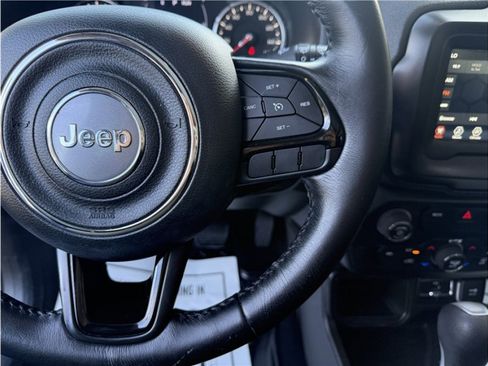 Used 2020 Jeep Renegade Altitude image 33