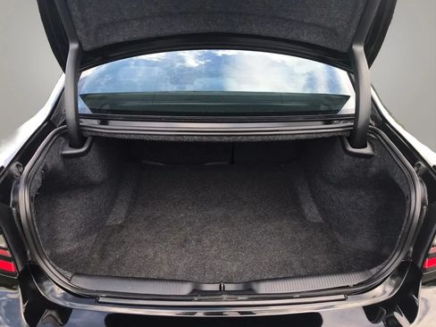 Used 2019 Dodge Charger SXT AWD/4WD image 34