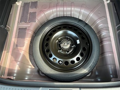 New 2026 Chevrolet Trax RS w/ Driver Confidence Package image 29