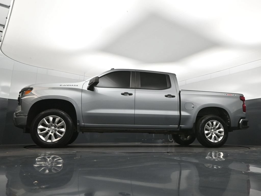Used 2024 Chevrolet Silverado 1500 Custom AWD/4WD image 39