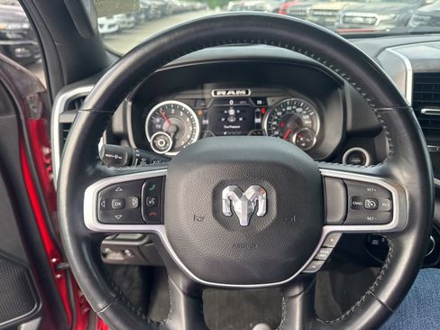 Used 2022 RAM 1500 Big Horn AWD/4WD image 13