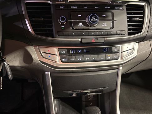 Used 2013 Honda Accord LX image 9