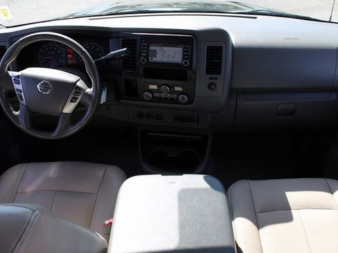 Used 2016 Nissan NV 3500 SL image 15