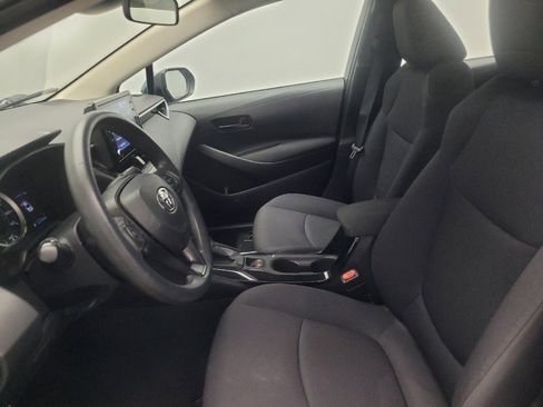 Used 2022 Toyota Corolla LE FWD image 17