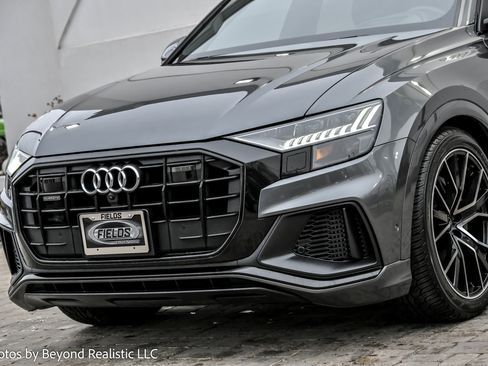 Used 2021 Audi Q8 Prestige image 10