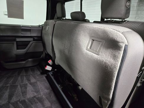 Used 2016 Ford F150 XLT w/ Equipment Group 302A Luxury AWD/4WD image 38