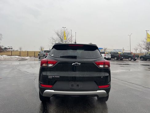 Used 2023 Chevrolet TrailBlazer LT w/ Confidence II Package image 4