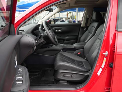 Used 2023 Honda HR-V EX-L image 16