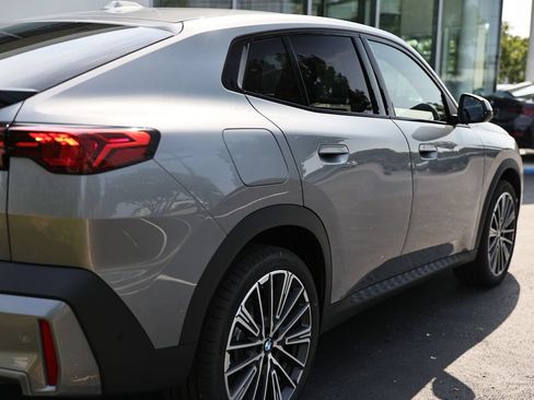 New 2027 BMW X2 xDrive28i AWD/4WD image 7