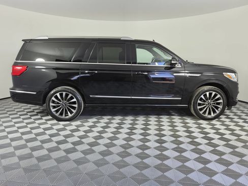 Used 2021 Lincoln Navigator L Reserve AWD/4WD image 8