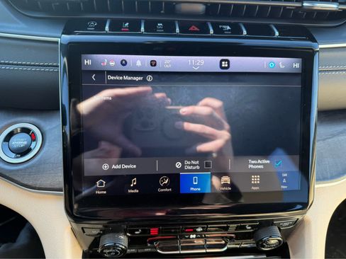 Used 2025 Jeep Grand Cherokee Limited image 20