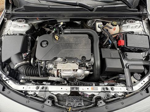 Used 2018 Chevrolet Malibu LT image 25