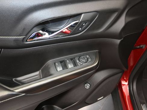 Certified 2023 GMC Acadia SLT FWD image 11