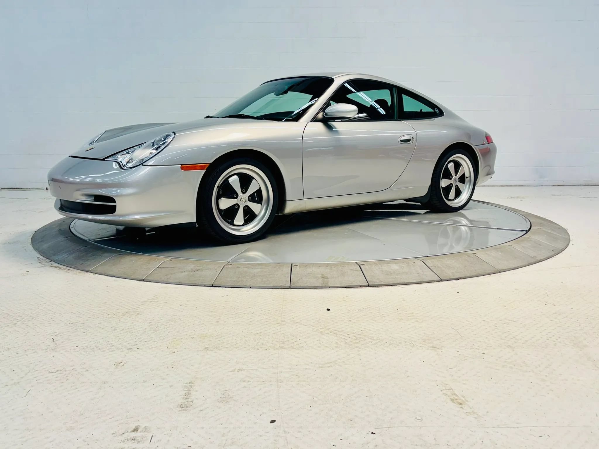 Used 2002 Porsche 911 GT3 RS image 7