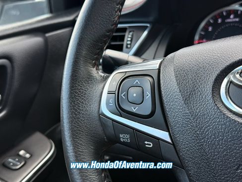 Used 2017 Toyota Camry SE FWD image 20