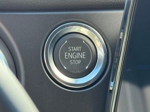 Used 2025 Chevrolet Blazer RS w/ Enhanced Convenience Package image 24