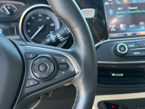 Used 2020 Buick Envision Essence w/ LPO, Active Package FWD image 22