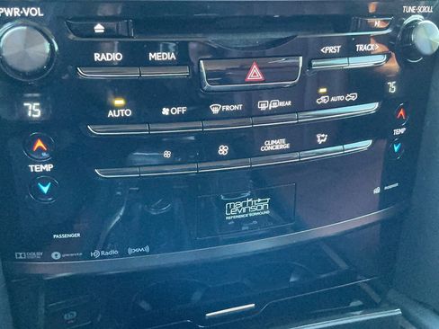 Used 2017 Lexus LX 570 4WD w/ Luxury Package image 16